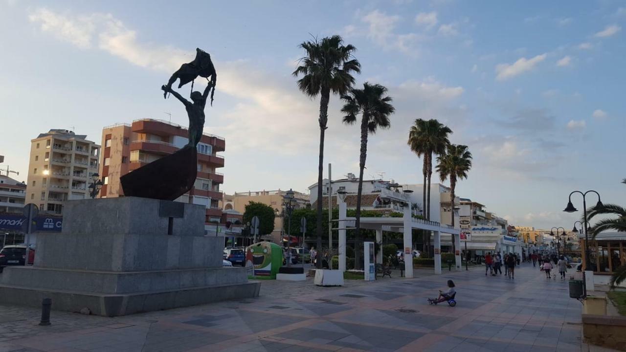 Las Plumas Beach Torremolinos Exterior photo